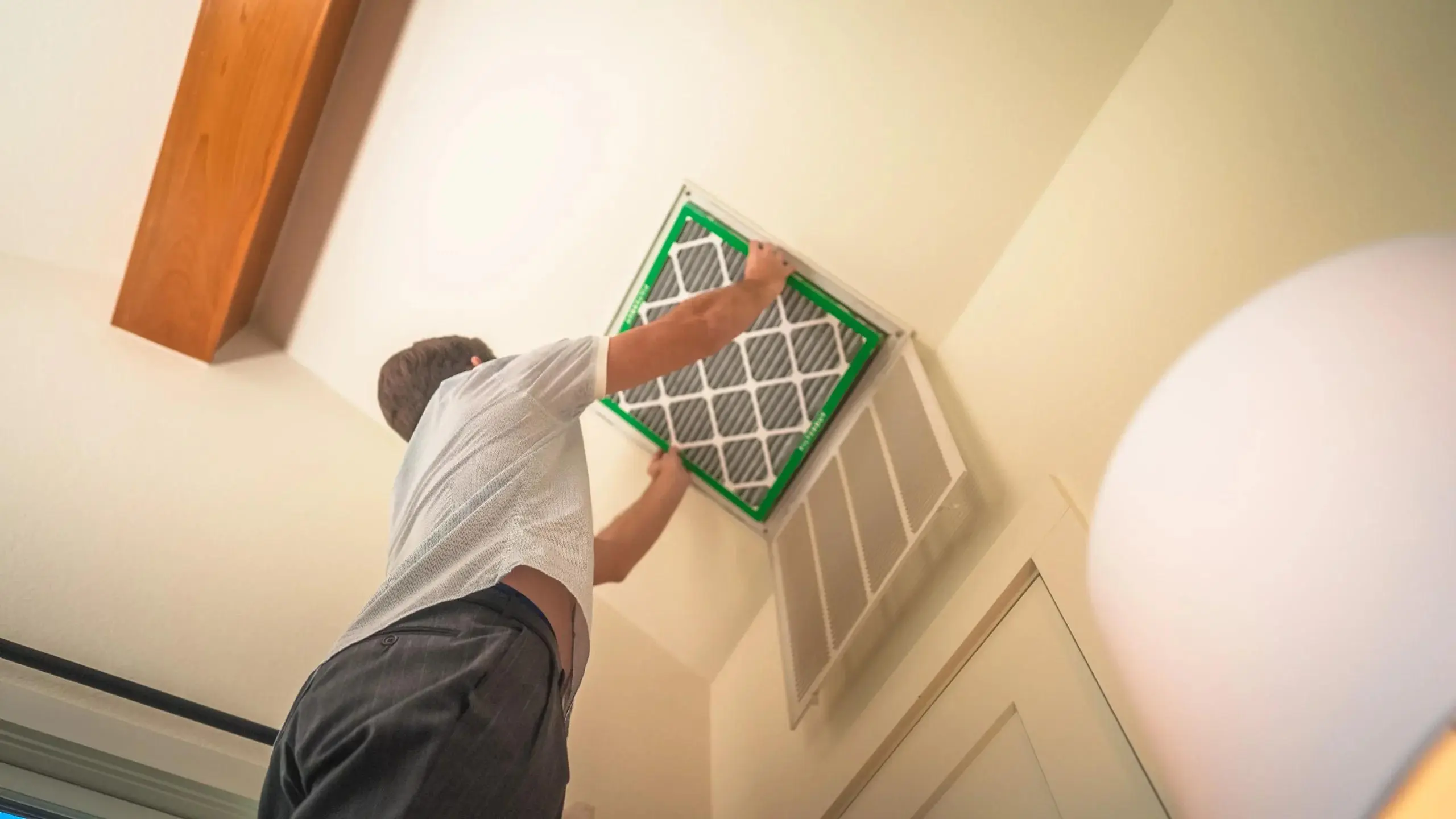 Step-by-Step Guide: How to Replace a Furnace Filter